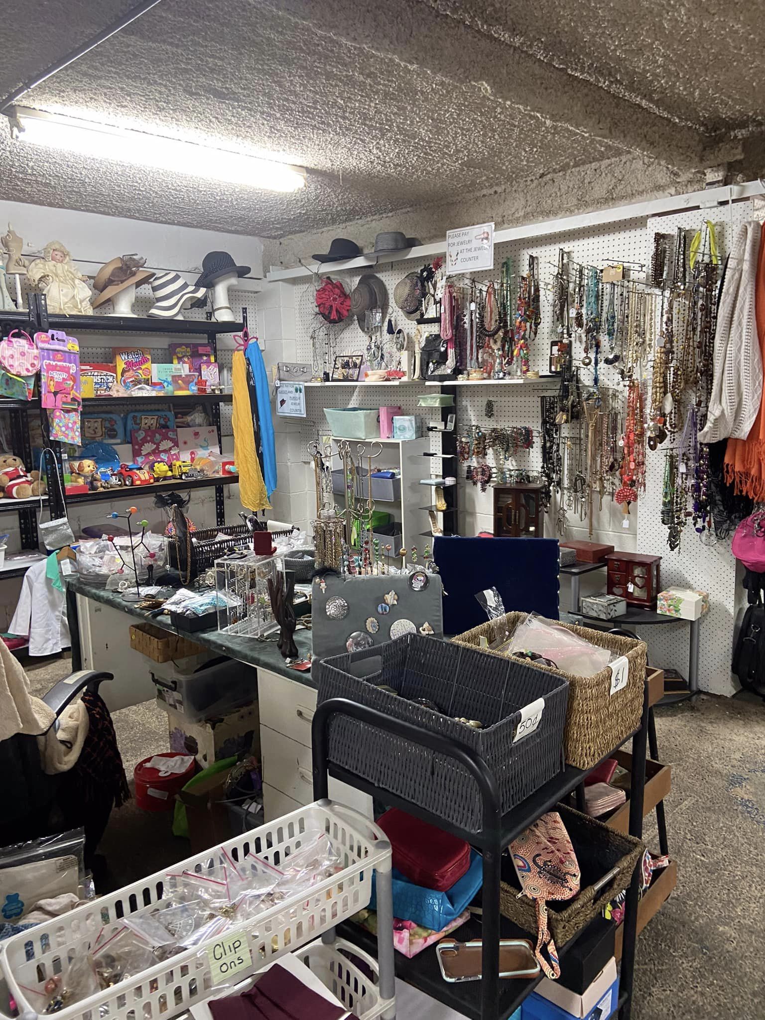 372996542_323798023348491_5654755760194620686_n;